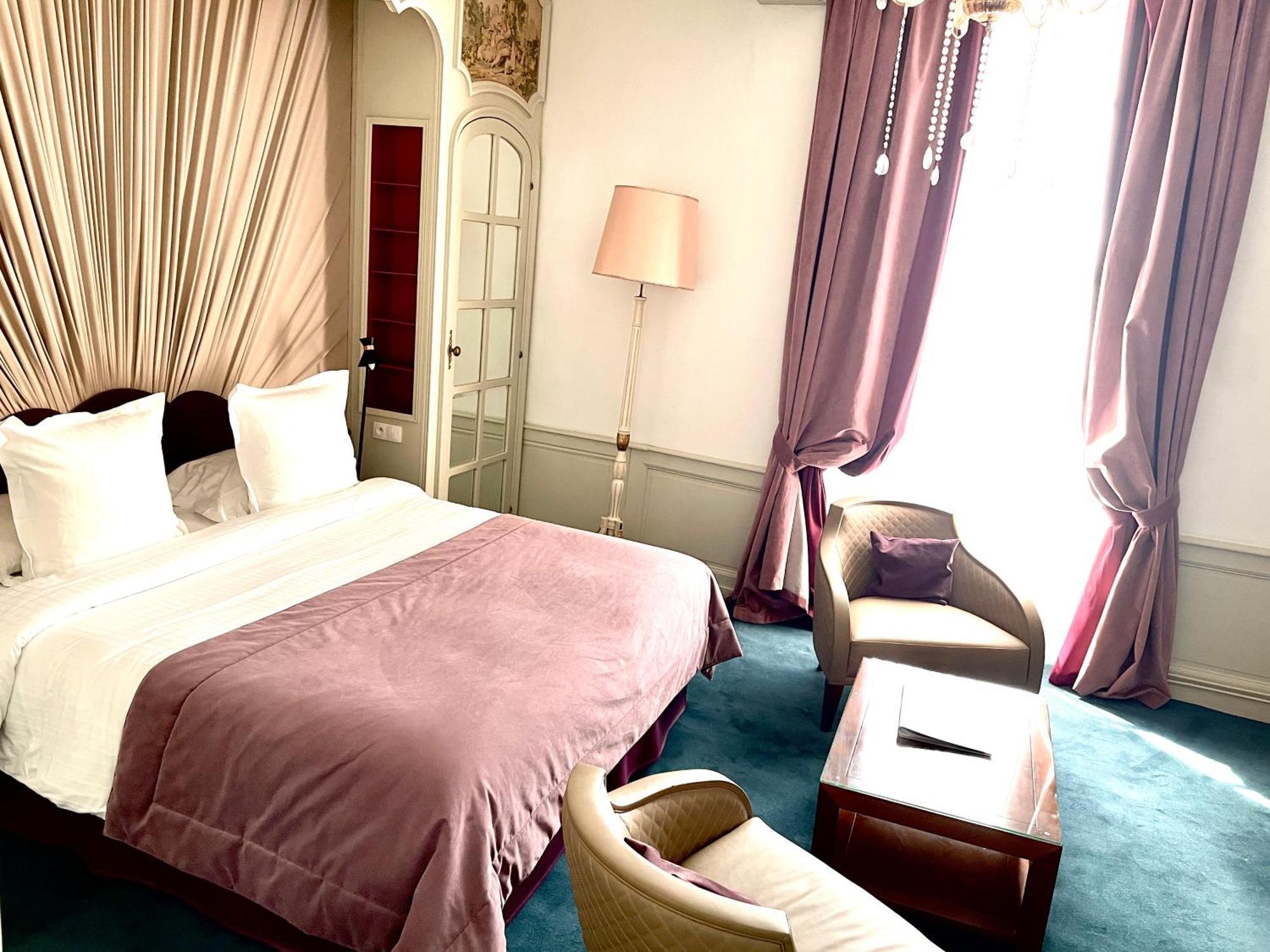 Hotel Victor Hugo 蓬托尔松 外观 照片